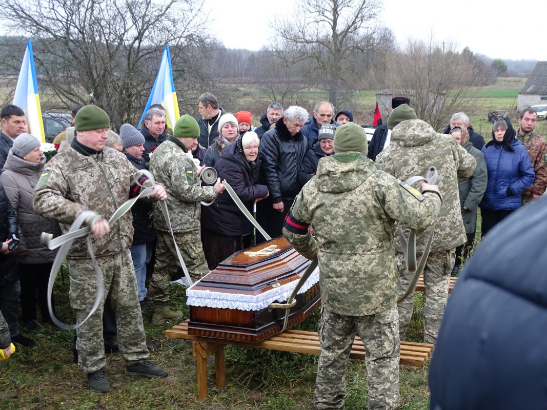 До рідного дому на Волині «на щиті» повернувся 20-річний захисник Станіслав Столярук
