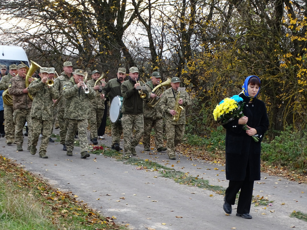 Загинув у бою у Покровському районі: на Волині провели в останню путь Героя Юрія Патія