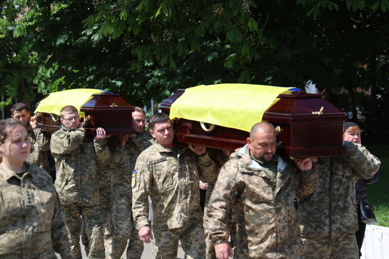 У Луцьку в один день прощалися з трьома Героями - Сергієм Кравченком, Андрієм Крачуновим та Олексієм Каплуном