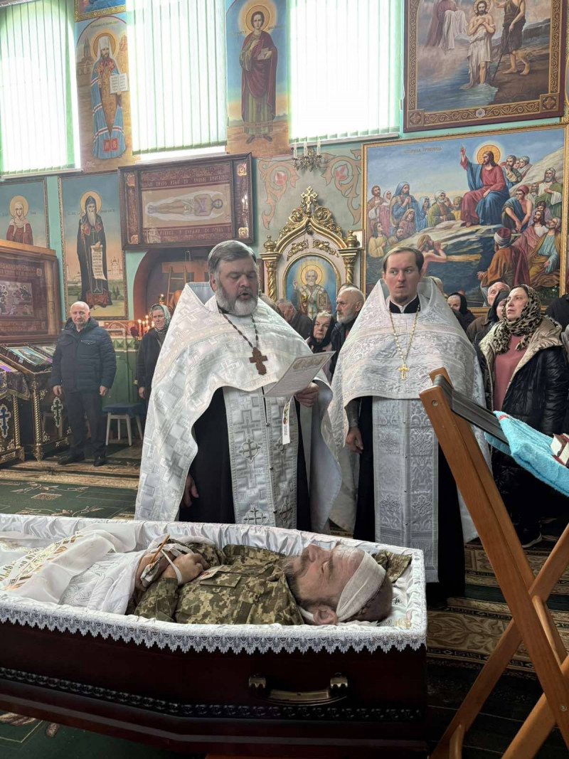 «Не стало захисника для України, для матері – сина, для сестри – брата»: на Волині похоронили Героя Сергія Стеренчука