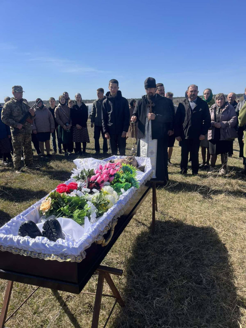 Жалоба у Вербну неділю: на Волині поховали Героя Миколу Миронюка