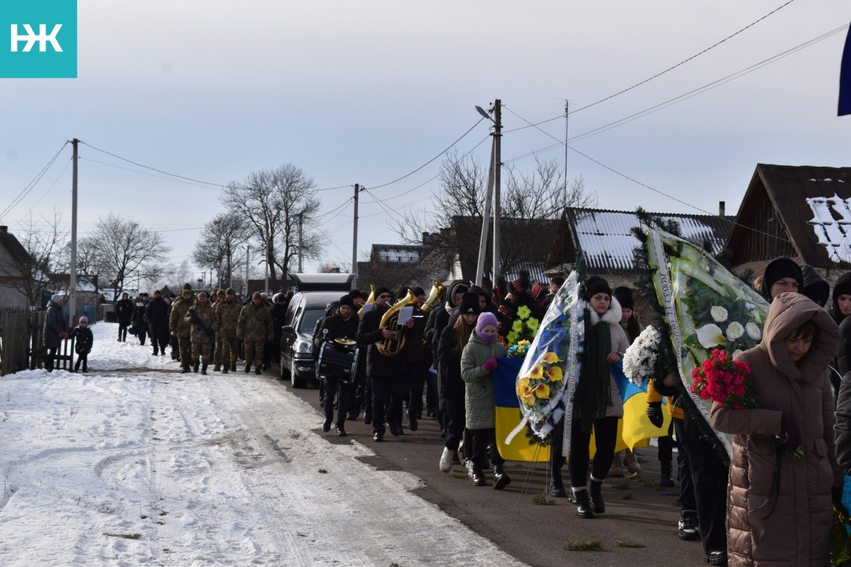 Загинув у Курській області: на Волині поховали Героя Валерія Солоху