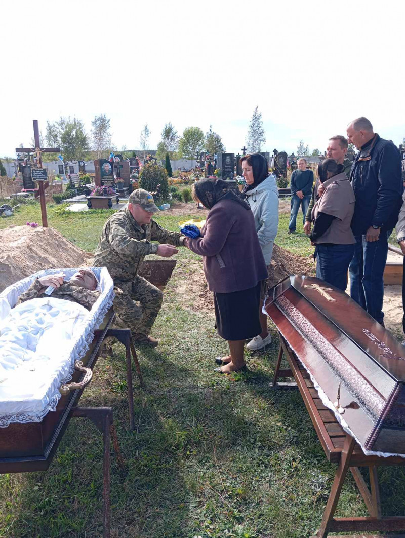 Загинув у бою за волю і незалежність України: на Волині поховали Героя Василя Сахарчука