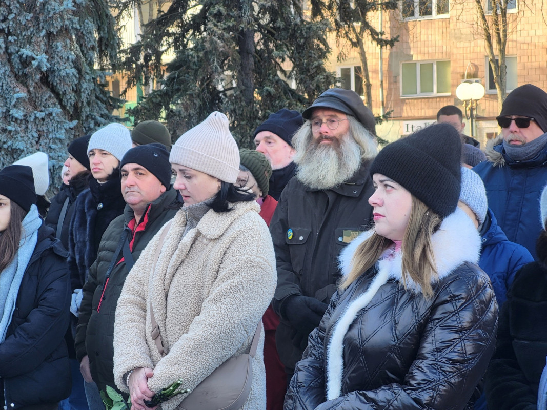 Загибель підтвердила ДНК-експертиза майже через 14 місяців: на Волині поховали Героя Романа Ющенка