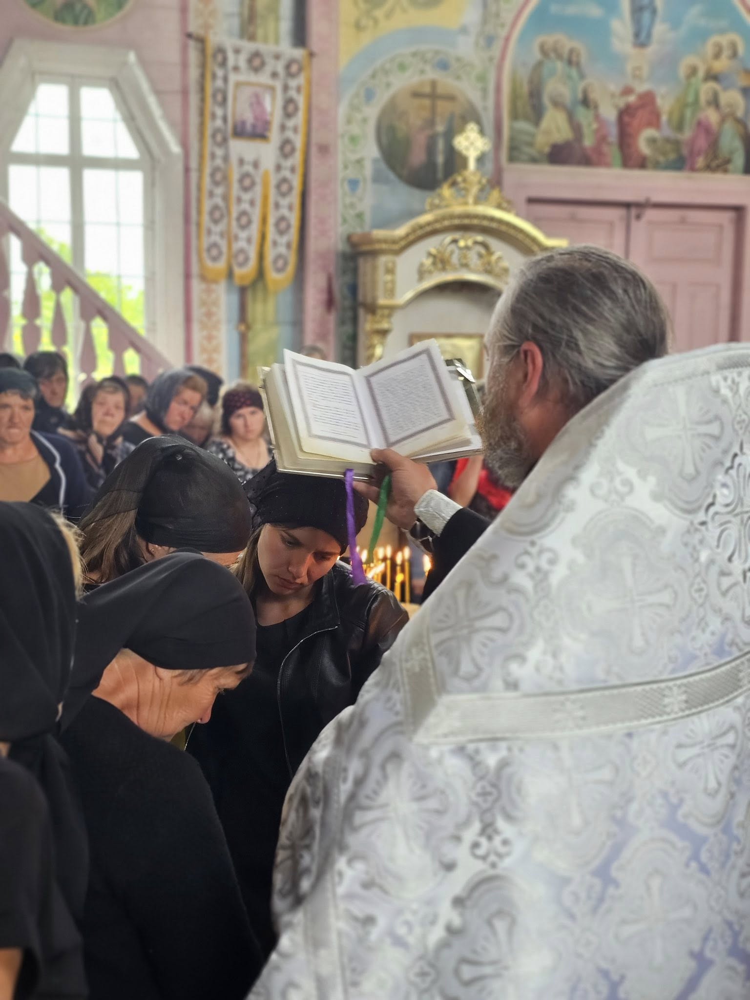 Навіки 33: на Волині попрощалися з полеглим Захисником України Володимиром Семенакою