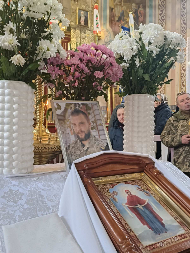 На Волині провели у вічність полеглого Захисника України Олексія Назарчука