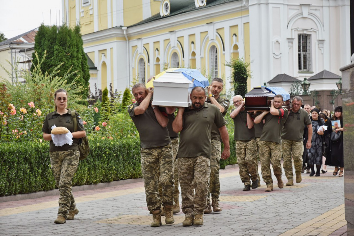 У Луцьку попрощалися із Героями Наталією Кулацькою та Ігорем Тимчуком
