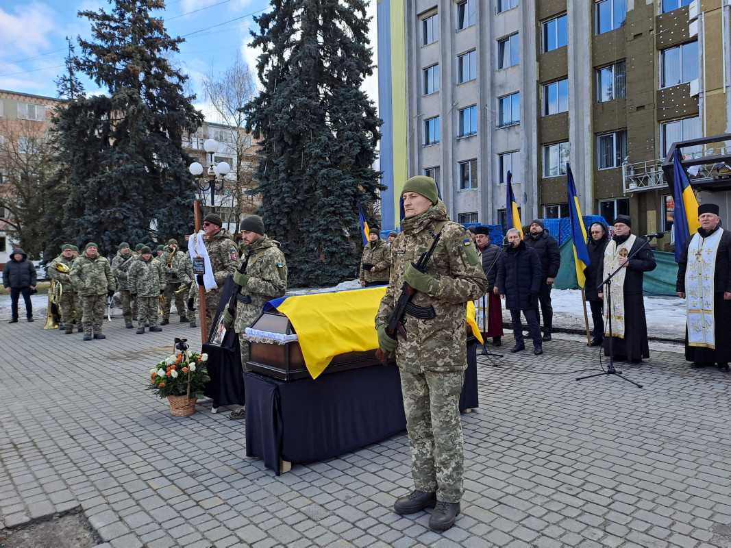 Життя обірвав ворожий дрон: на Волині попрощалися із 34-річним Героєм Василем Оришкевичем