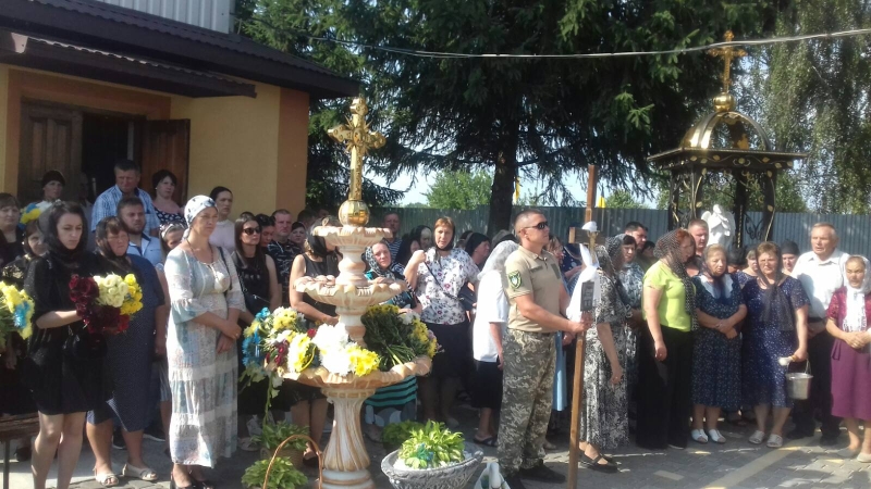 Люблячий чоловік, тато і вірний товариш: на Волині попрощалися з Героєм Сергієм Мельничуком