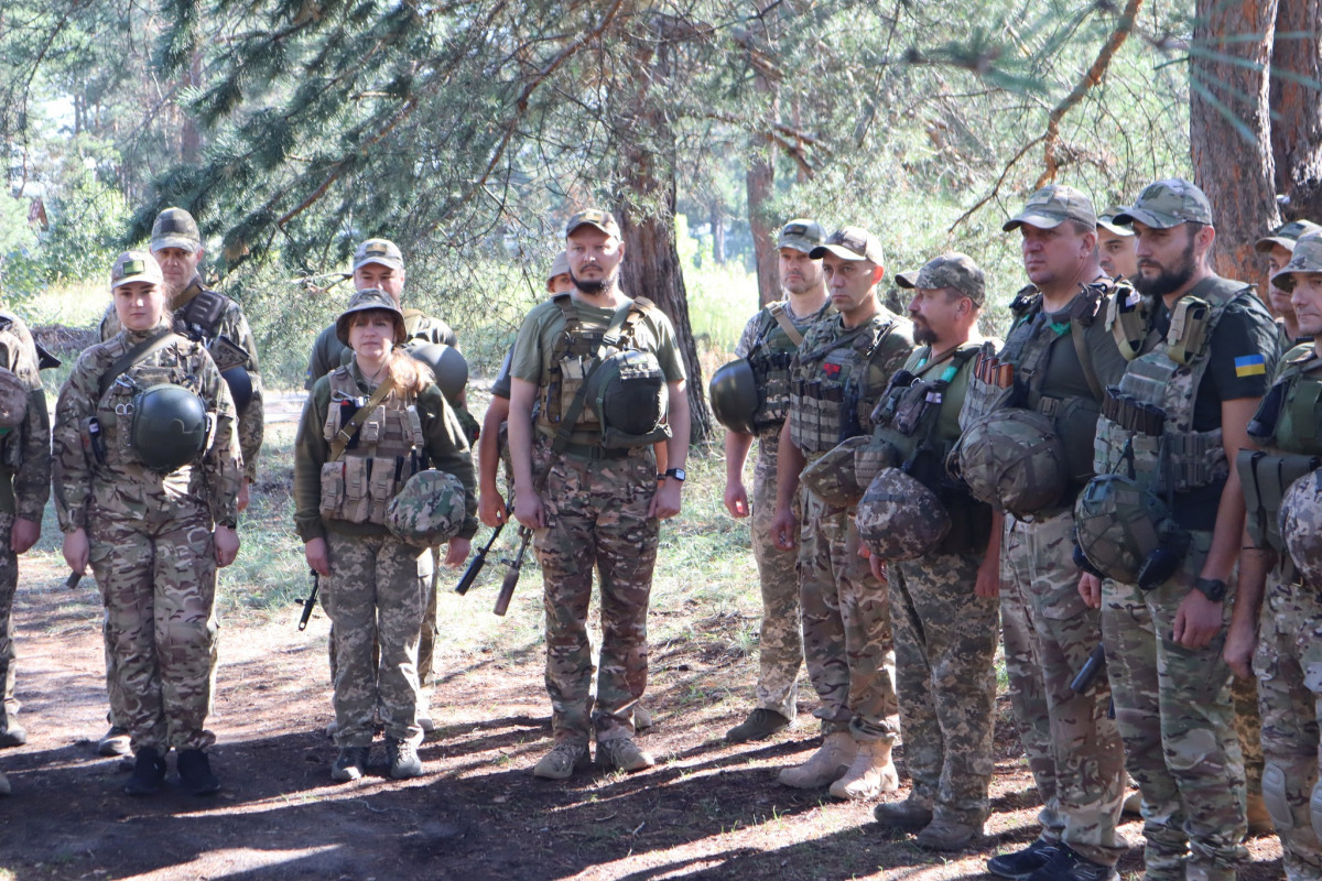 Волинських тероборонівців, які воюють на сході, відзначили нагородами