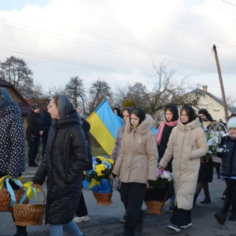 Життя бійця трагічно обірвалося в Харківській області: на Волині поховали Героя Ігоря Дмитрука