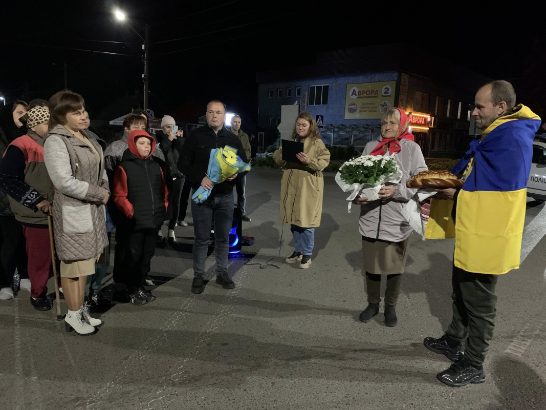 Після довгих місяців полону додому на Волинь повернувся захисник Василь Кулачук
