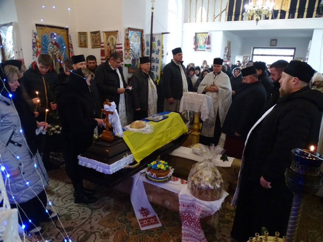 Йому назавжди 24: на Волині попрощалися з Героєм Богданом Ігнатюком