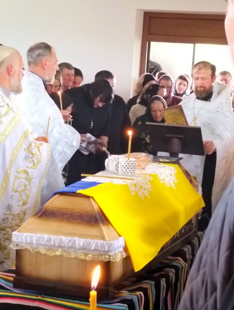 Не встиг створити сім’ю і потішити батьків онуками: на Волині поховали молодого Героя Андрія Денисюка