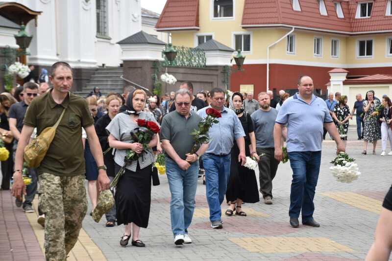 У Луцьку попрощалися із захисником України Олександром Іщуком