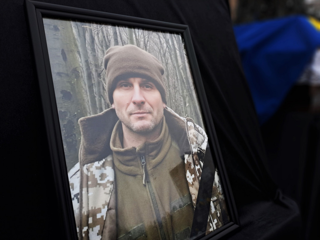 Воювали пліч-о-пліч і понад 2 роки вважалися зниклими безвісти: на Волині поховали двох Героїв - Миколу Сича та Андрія Вдовиченка