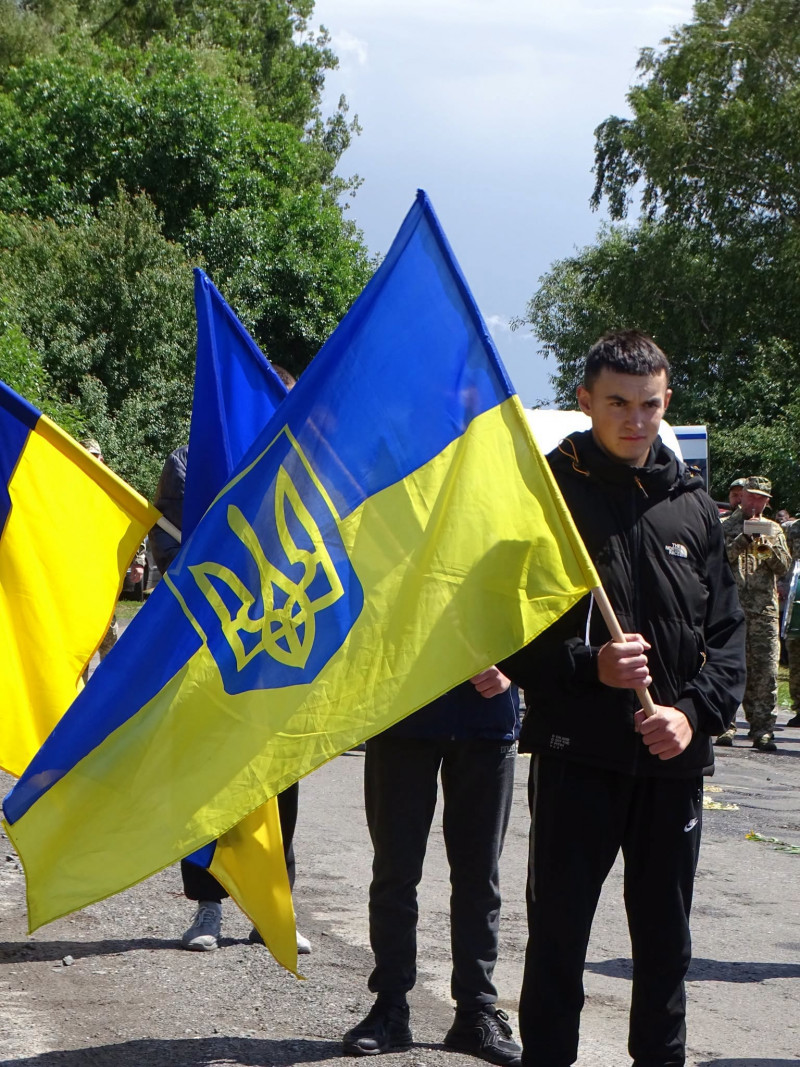 Через майже два роки після загибелі на Волині поховали Героя Валерія Кікавського