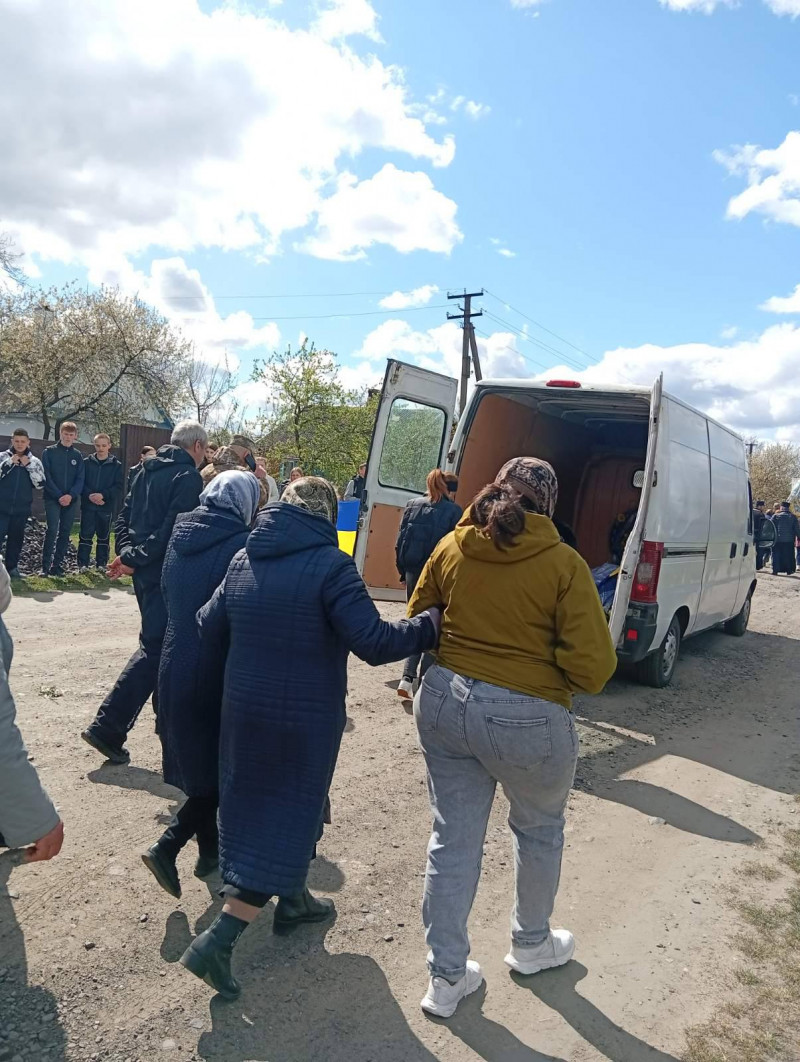 Навіки 41: на Волині попрощалися з ветераном війни Михайлом Сютриком