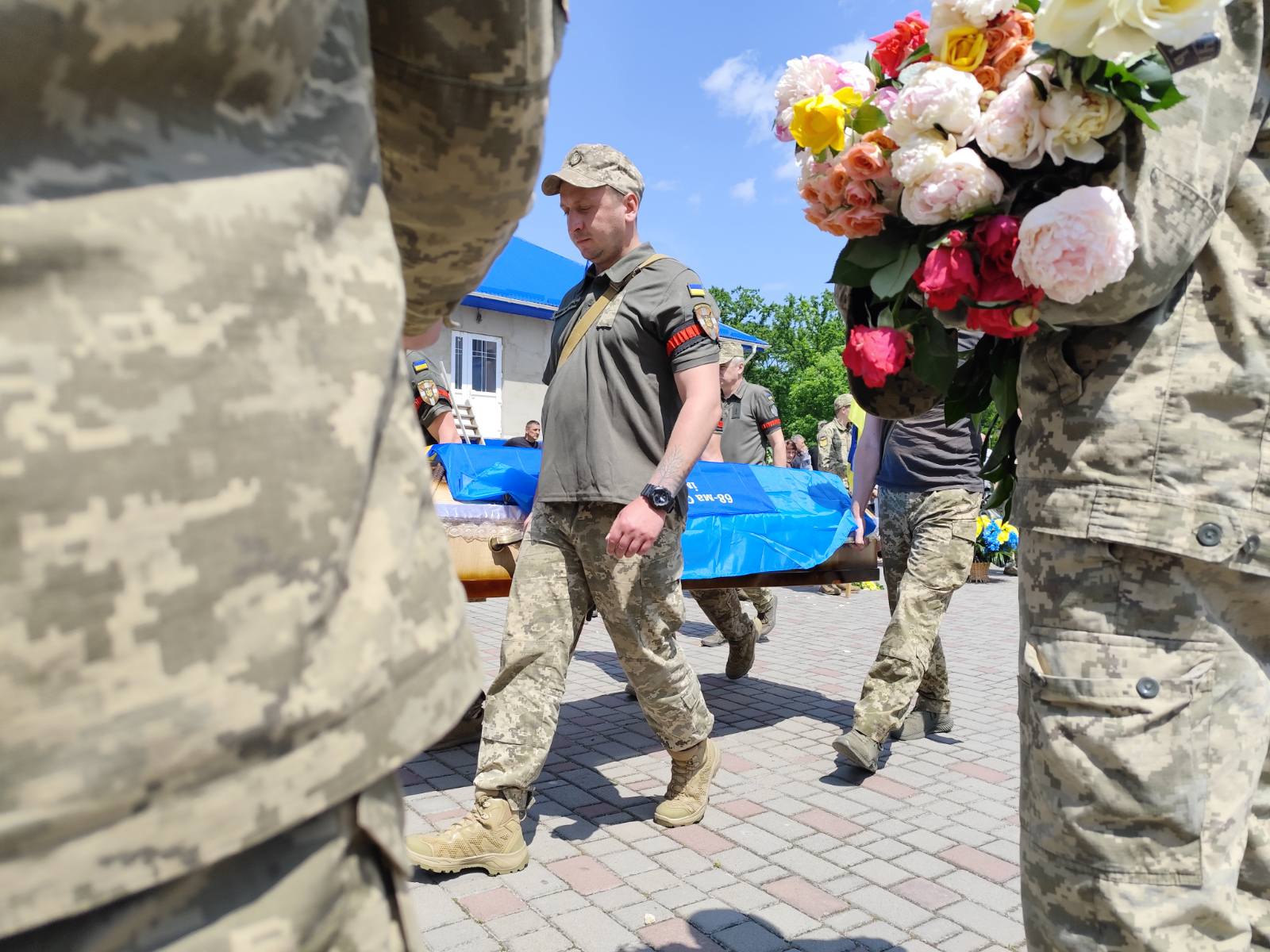 Загинув у бою через 2 дні після дня народження: на Волині поховали Героя Вадима Ніколайчука