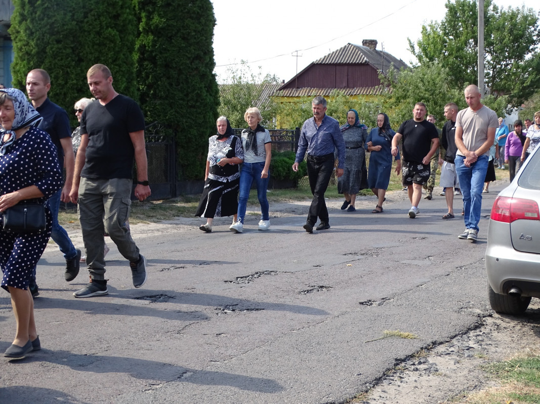 Трагічний день: на Волині попрощались з Героєм Юрієм Дарчиком