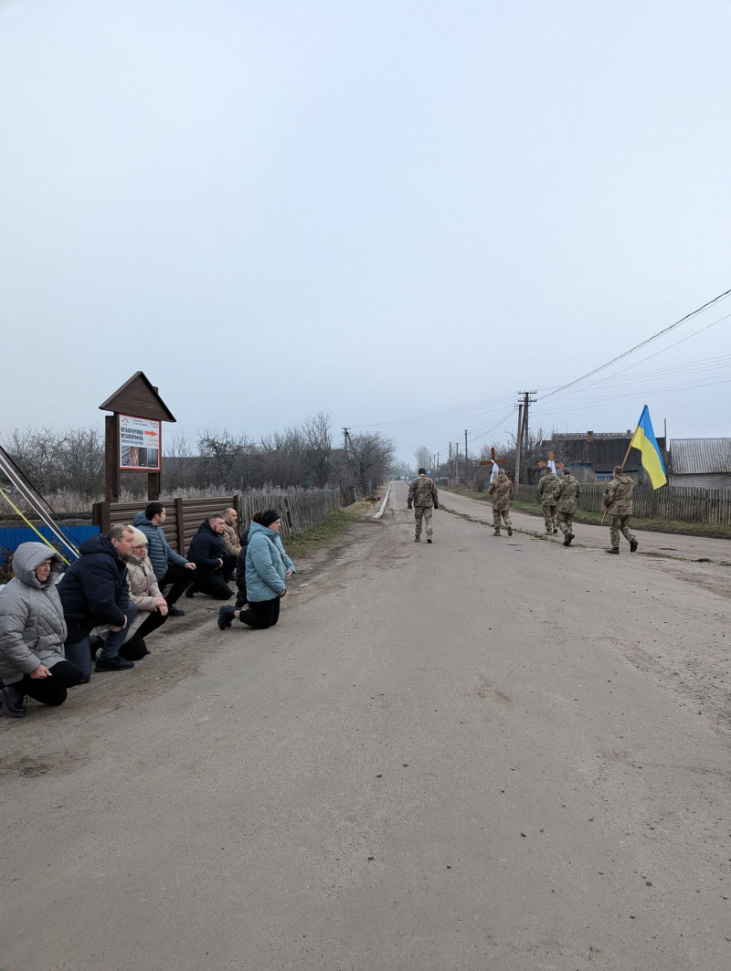 Завжди був готовий допомогти: на Волині провели в останню дорогу загиблого воїна Івана Оніщука