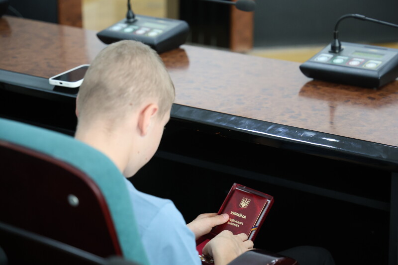 У Луцьку родинам загиблих воїнів вручили державні нагороди