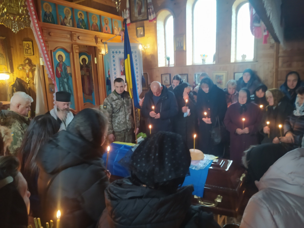 Понад рік рідні чекали звістки: на Волині поховали Героя Андрія Босюка