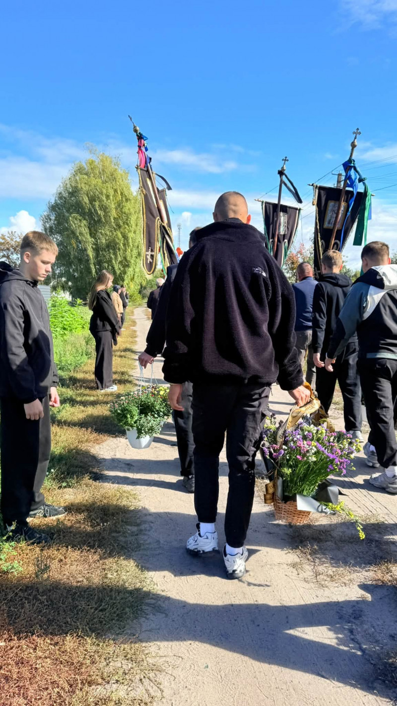 «Шкільний дзвінок прозвучав востаннє»: на Волині попрощалися з вчителькою