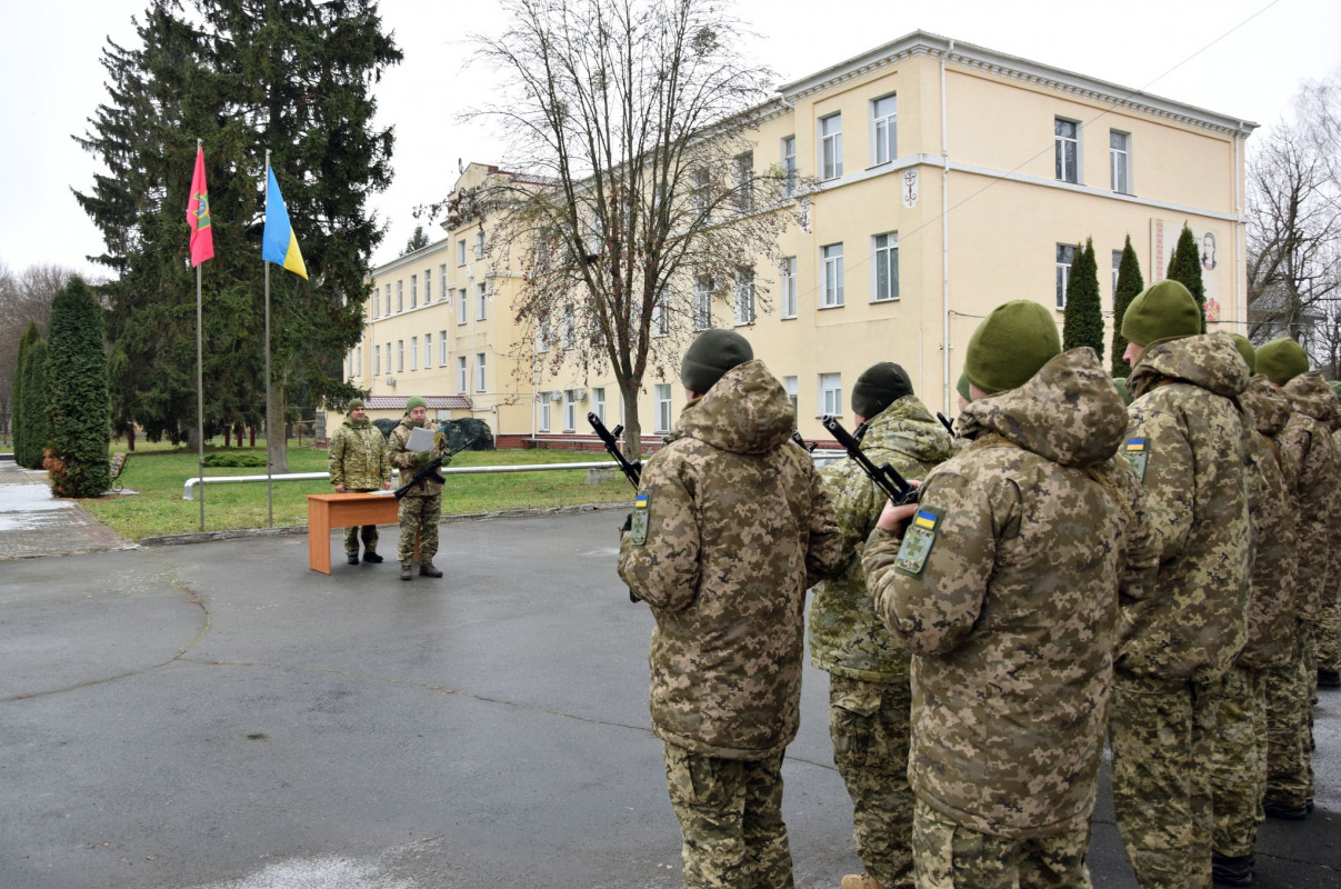 У Луцьку новобранці-прикордонники склали військову присягу