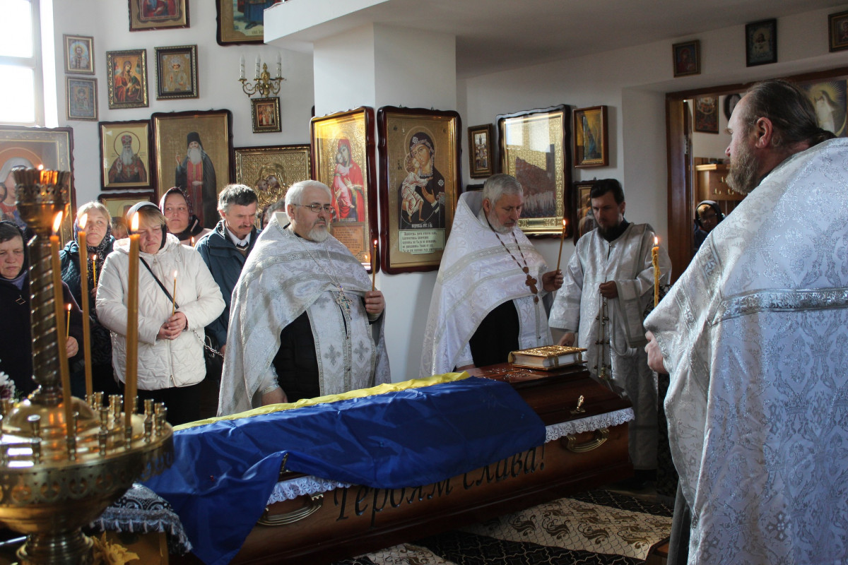 Півтора року невідомості: на Волині попрощалися із загиблим на Курщині Валентином Волошиним