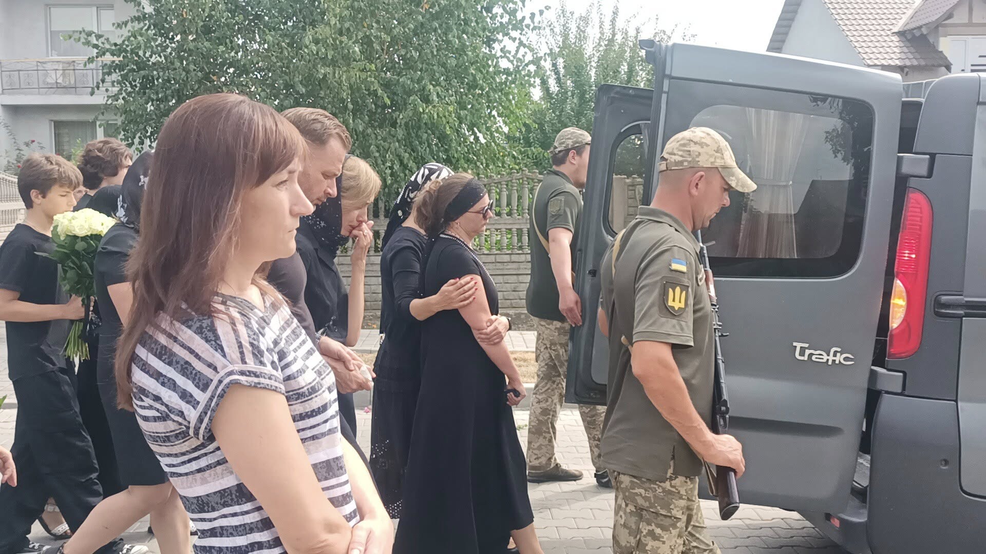 Планував весілля з коханою, але не судилося: біля Луцька попрощалися з Героєм Владиславом Харитонюком