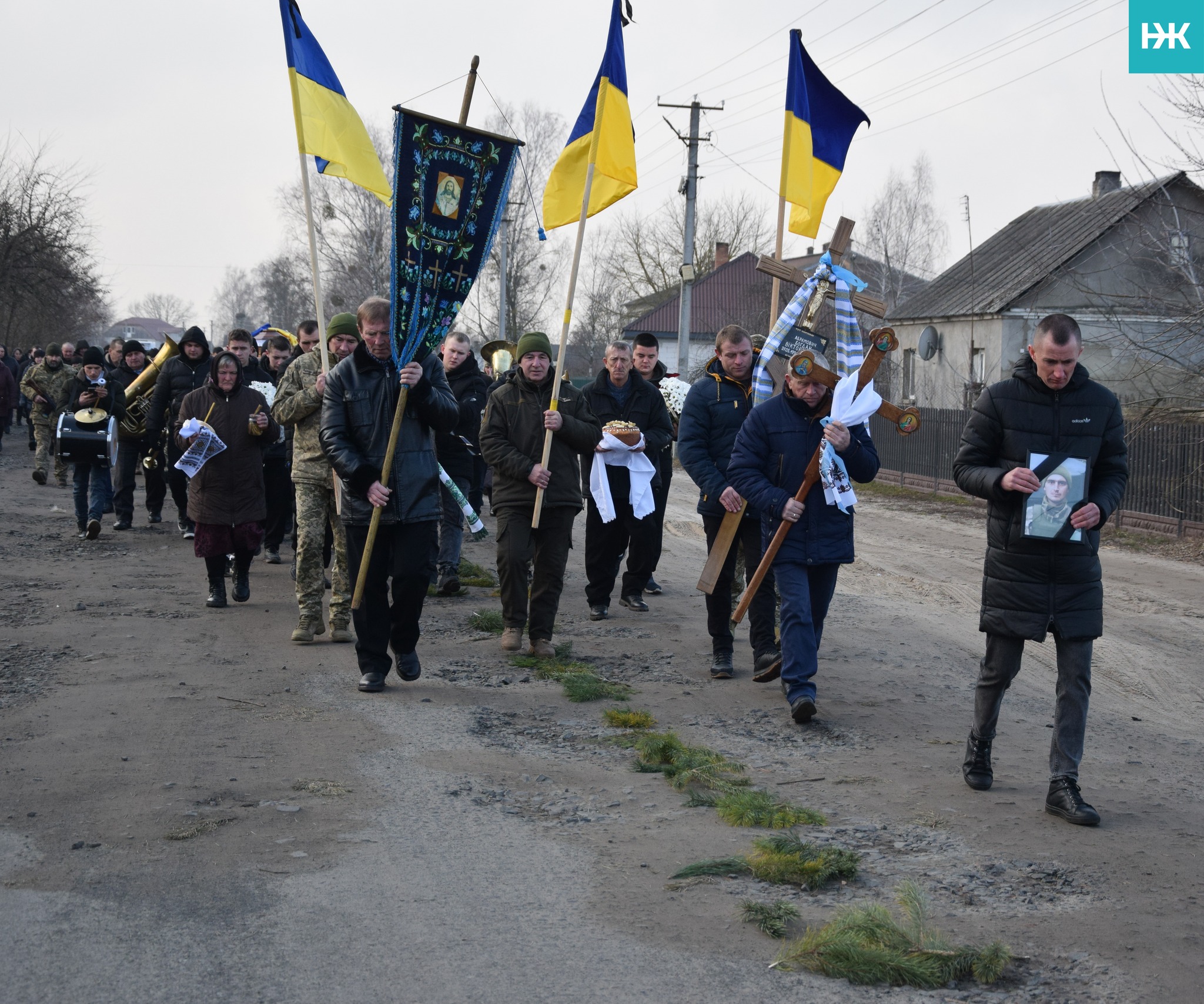 Без підтримки залишилися матір та брат: у селі на Волині поховали молодого Героя Богдана Абрамовича