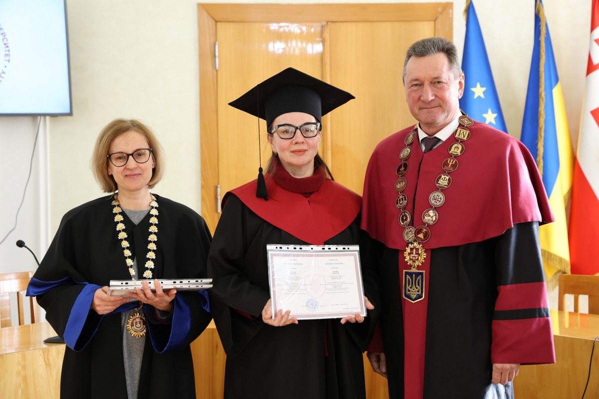 У волинському виші випускники-магістри інституту неперервної освіти отримали дипломи