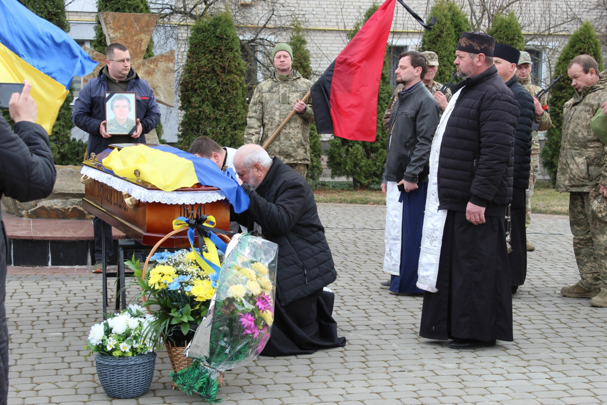 Півтора року невідомості: на Волині попрощалися із загиблим на Курщині Валентином Волошиним