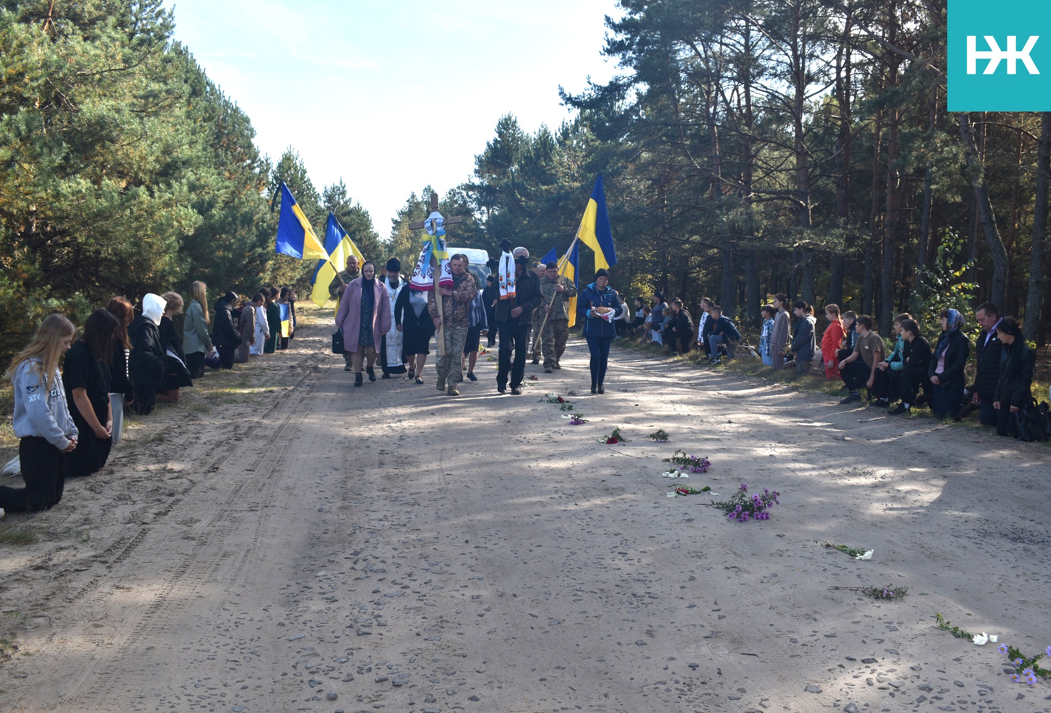 Пусткою залишилася хата, в якій чоловік жив до війни: на Волині в останню дорогу провели Героя Юрія Куха