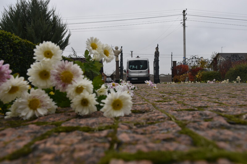 Загинув понад рік тому: у Луцькому районі провели в останню путь військовослужбовця Сергія Хомича