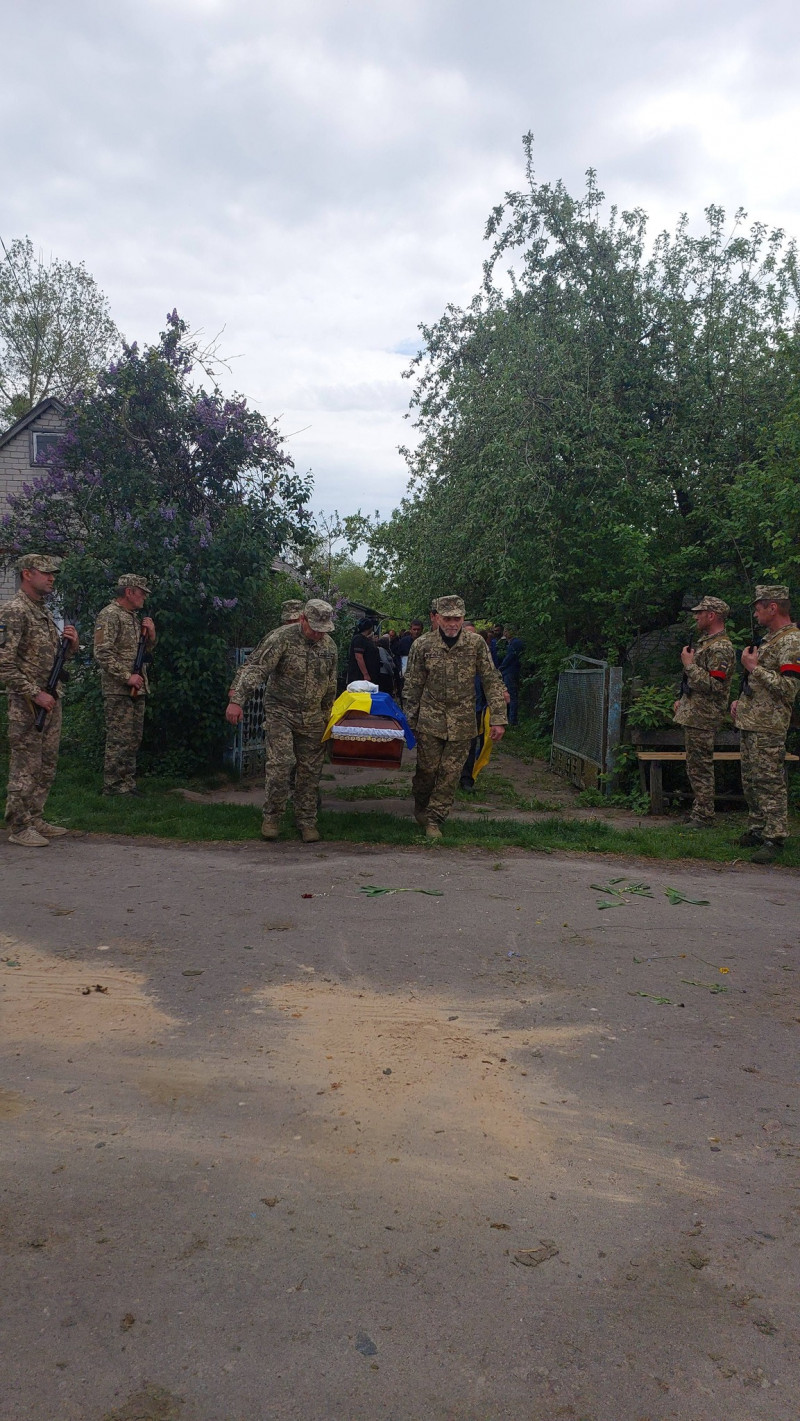 На Волині в останню путь провели Героя Грисюка Сергія, який загинув під Авдіївкою у 2023 році