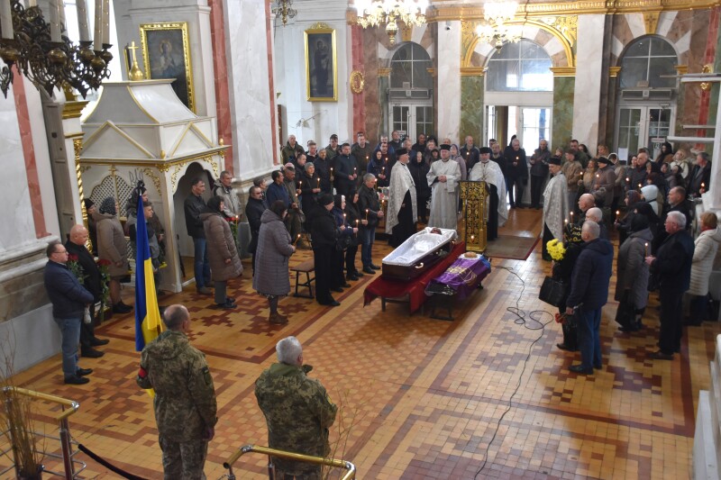 Навіки 52: у Луцьку попрощалися із захисником України Віталієм Назарчуком