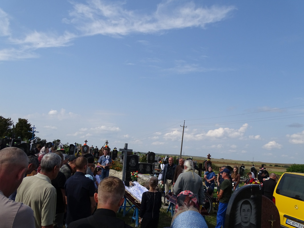 Трагічний день: на Волині попрощались з Героєм Юрієм Дарчиком