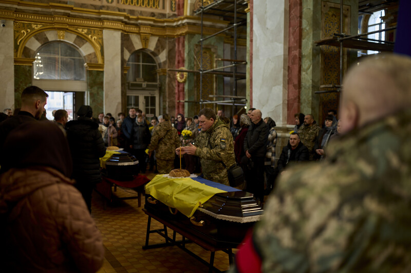 У Луцьку провели в останню путь Героїв Андрія Міщука та Андрія Смалюка