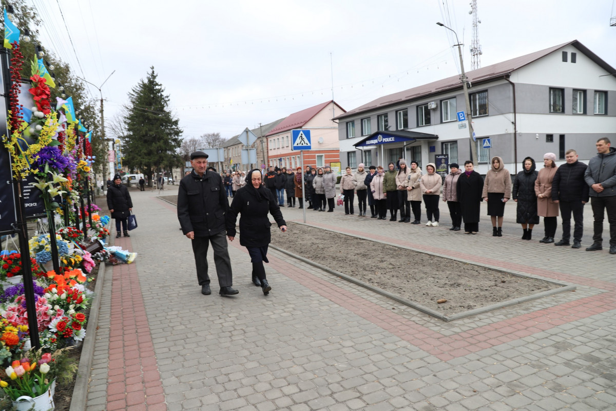 Загинув на території Курської області: батькам захисника з Волині вручили його посмертну нагороду