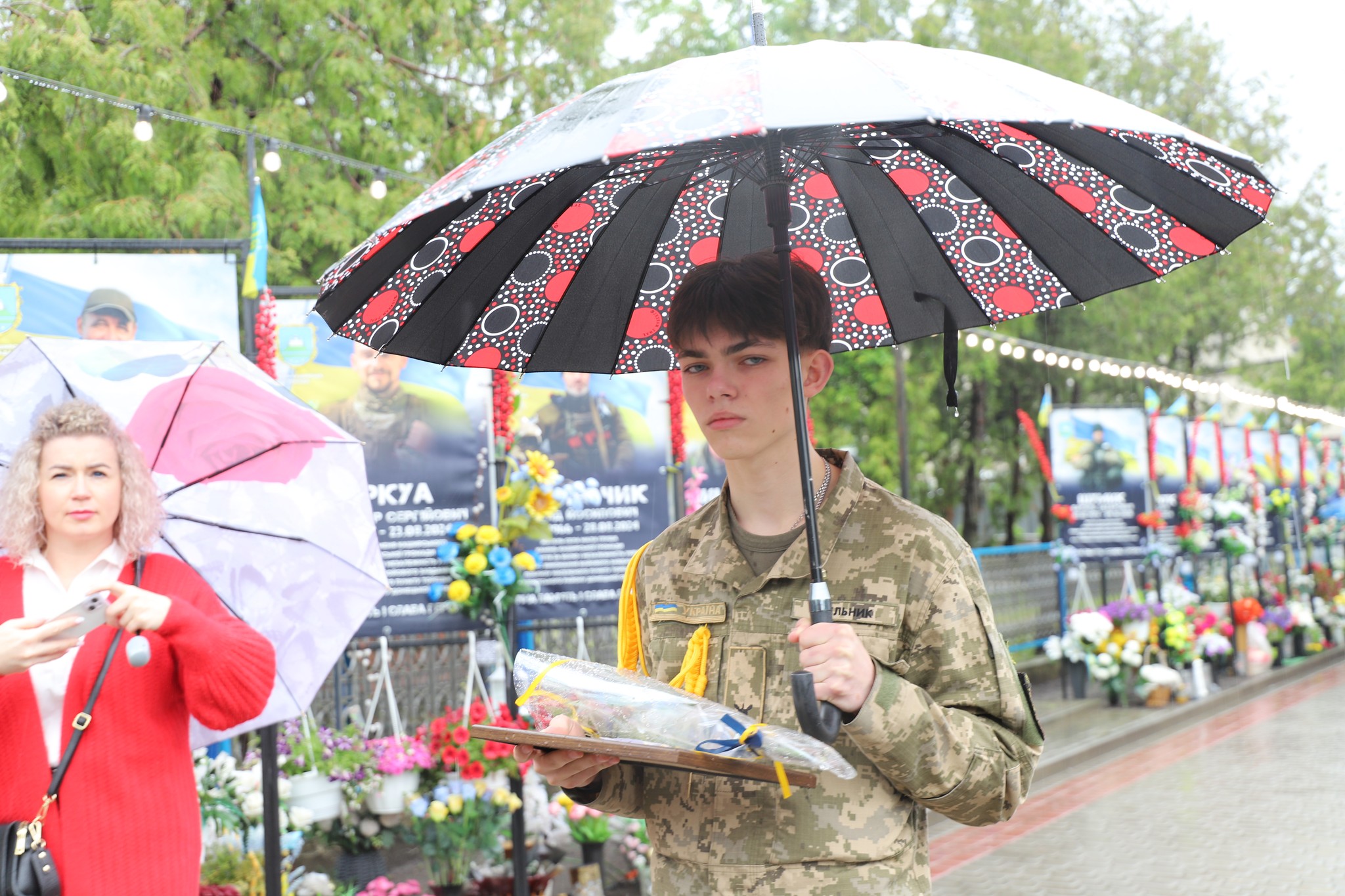 На Волині рідним полеглих Героїв та військовослужбовцям вручили високі державні нагороди