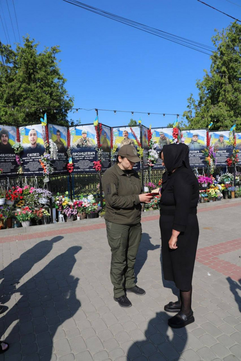 Загинули за Україну: на Волині родинам полеглих Героїв вручили державні нагороди