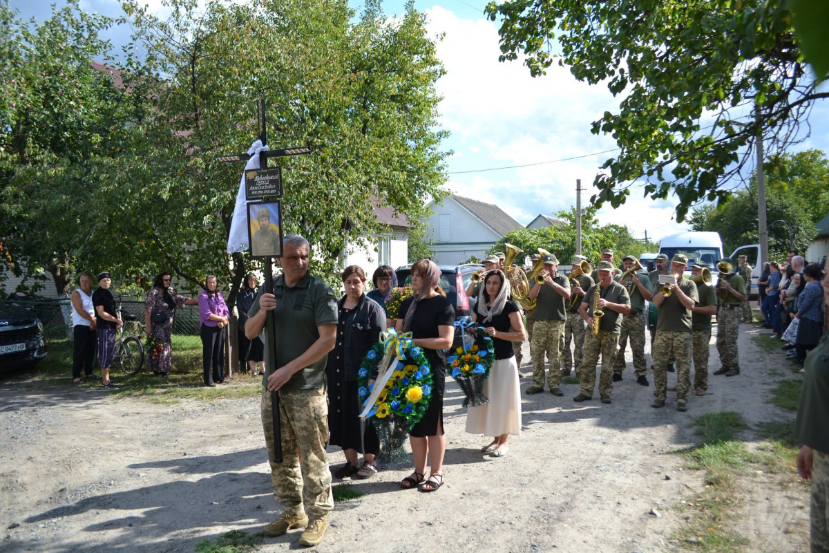 Понад рік вважався зниклим безвісти: на Волині поховали Героя Сергія Павловського