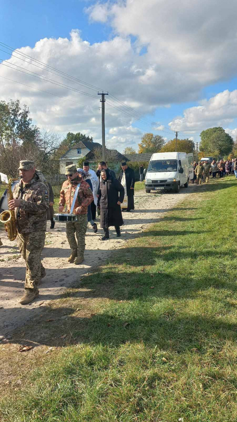 Йому було лише 28: на Волині провели в останню путь Героя Романа Ткачука