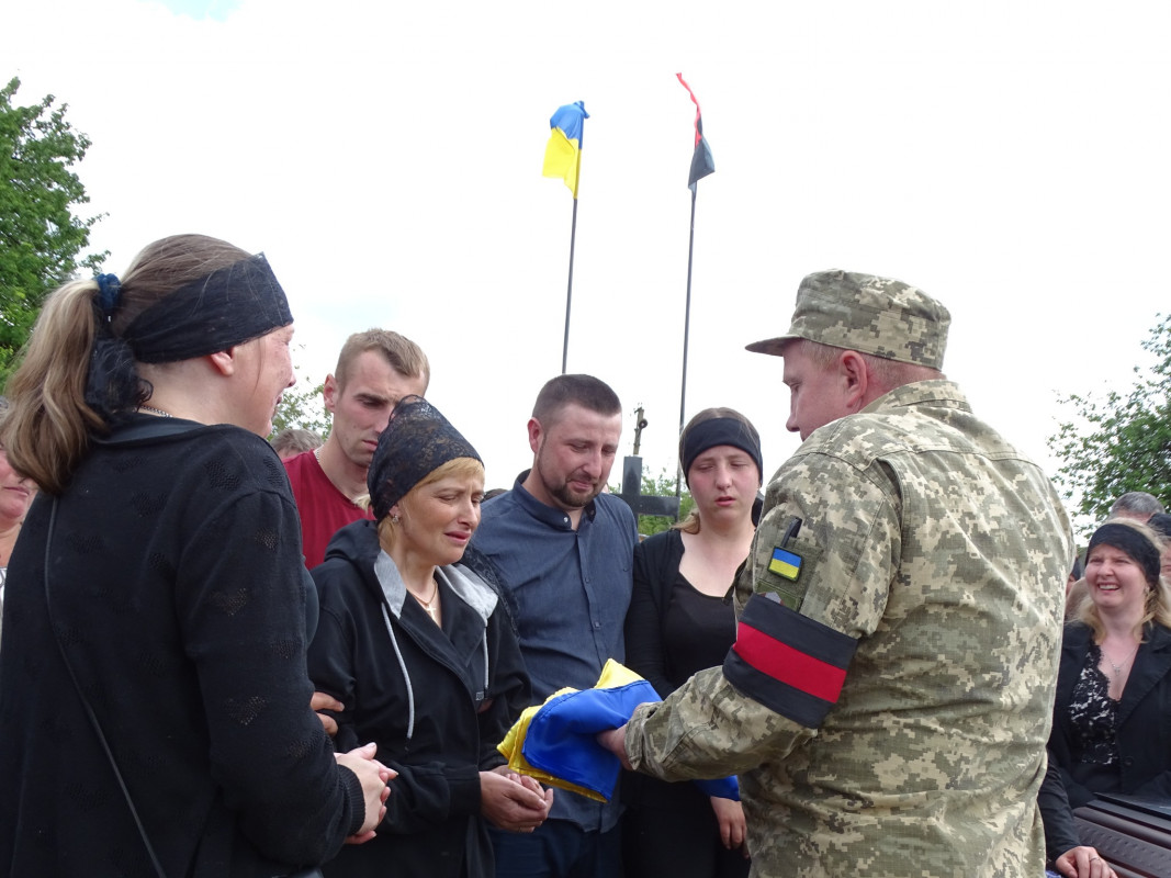 «На щиті» додому назавжди повернувся 26-річний Герой Сергій Касьян з Волині