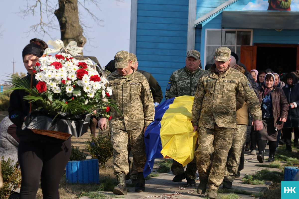 Війна забрала ще одне молоде життя: на Волині попрощалися із захисником Богданом Дідиком