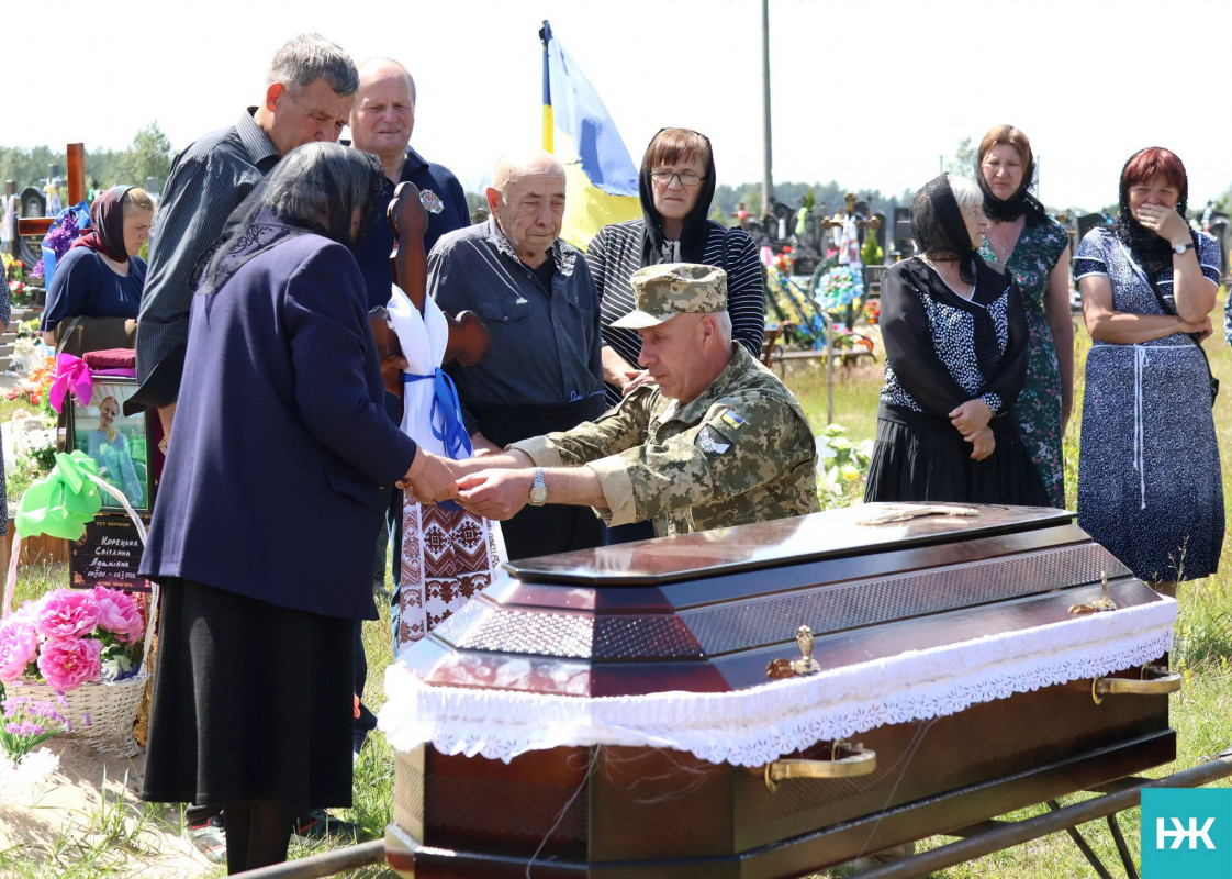 Брат полеглого Героя нині на фронті: на Волині попрощалися з військовослужбовцем Іваном Сокиркою