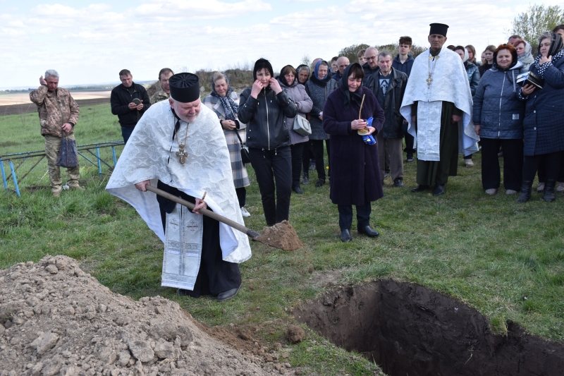 На Волині в останню земну дорогу провели Героя Олександра Сернюка