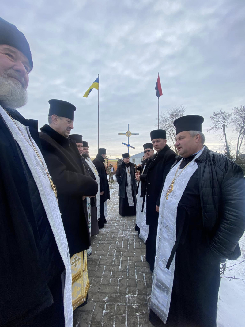 Загинув у бою на Покровському напрямку: у Луцькому районі прощаються із Героєм Андрієм Головчуном